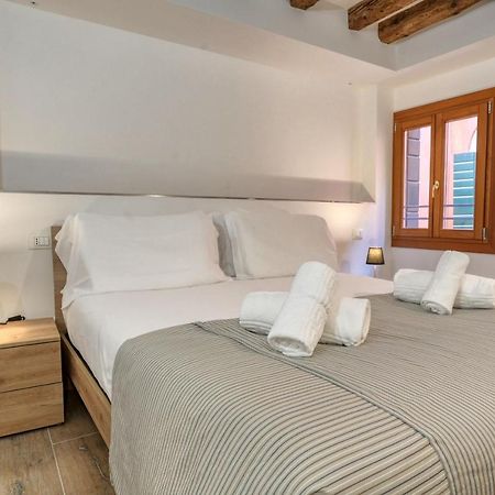 Ecco Suites Apartments Veneza Exterior foto