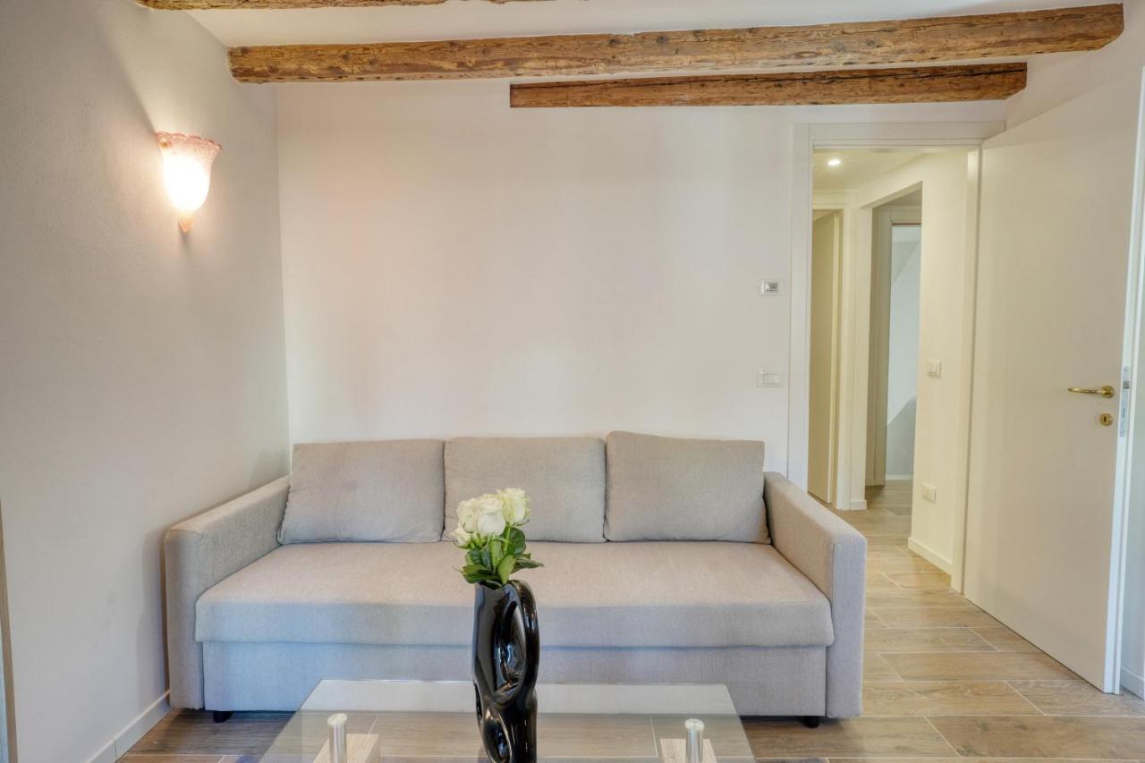 Ecco Suites Apartments Veneza Exterior foto