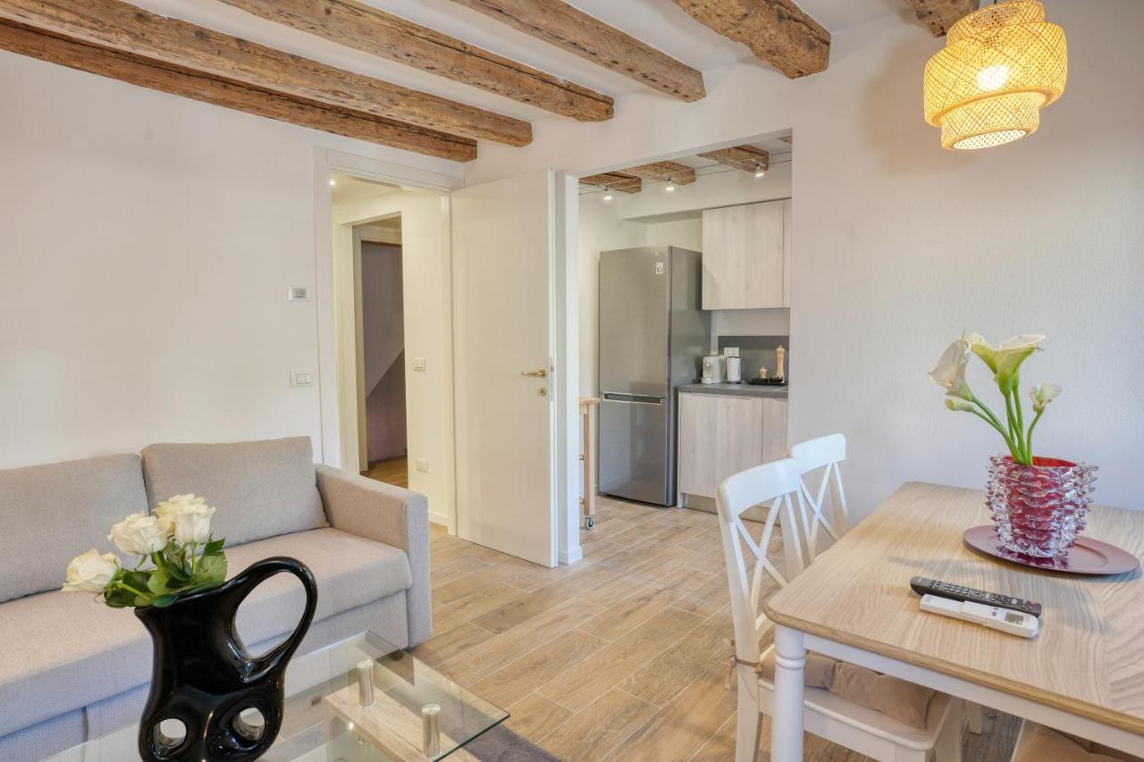 Ecco Suites Apartments Veneza Exterior foto