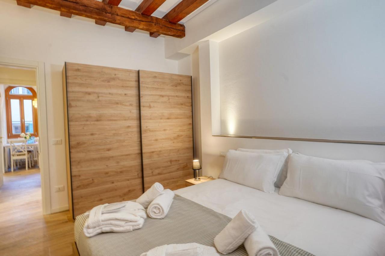 Ecco Suites Apartments Veneza Exterior foto
