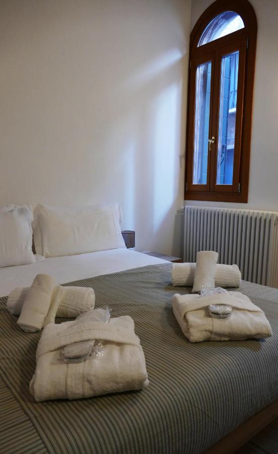 Ecco Suites Apartments Veneza Exterior foto